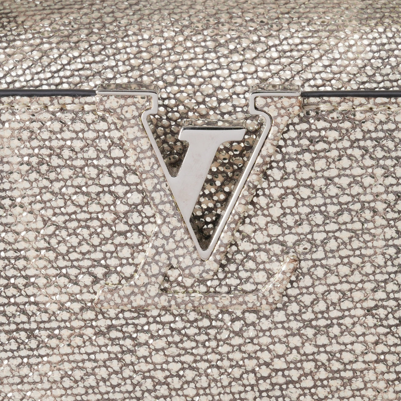 LOUIS VUITTON(USED)루이비통 카퓌신 미니 백